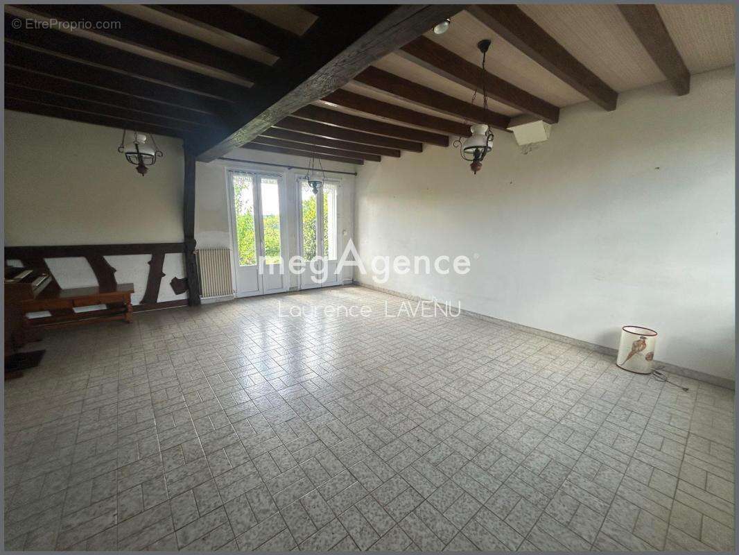 Maison à CEAULMONT