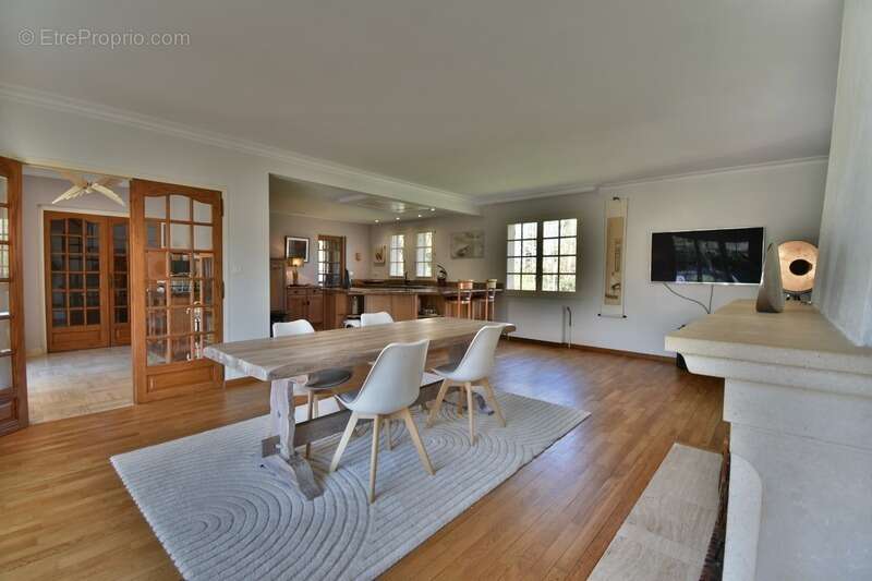 Maison à SAINT-PREST