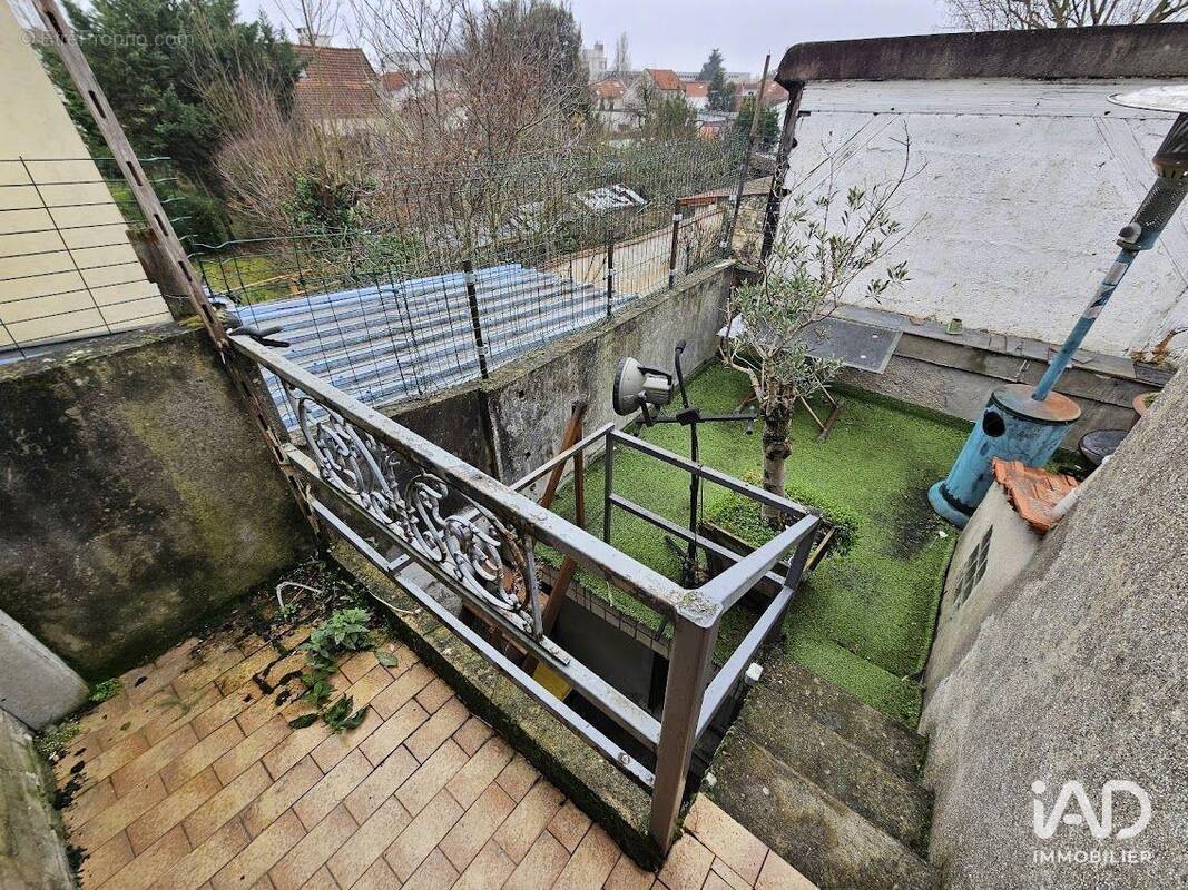 Photo 1 - Maison à MONTREUIL