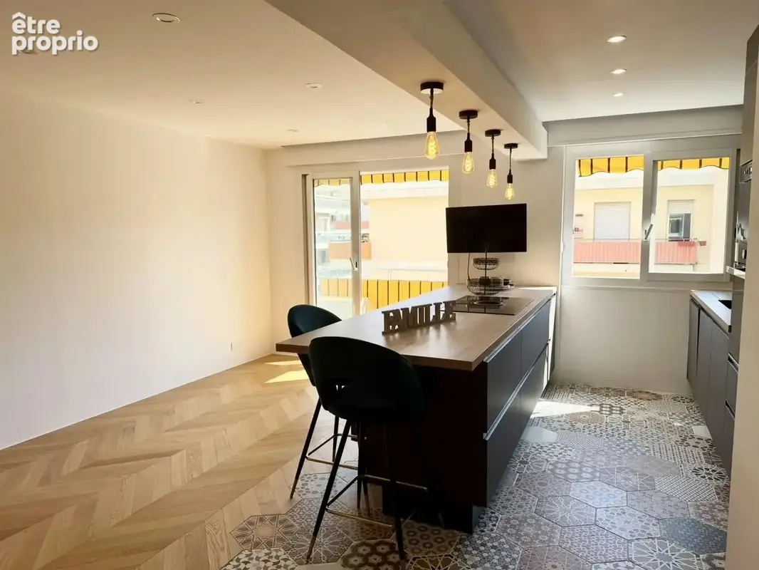 2 pièces 42 m² avec balcon plein sud étage élevé nice nord av de la vallière - photo 2