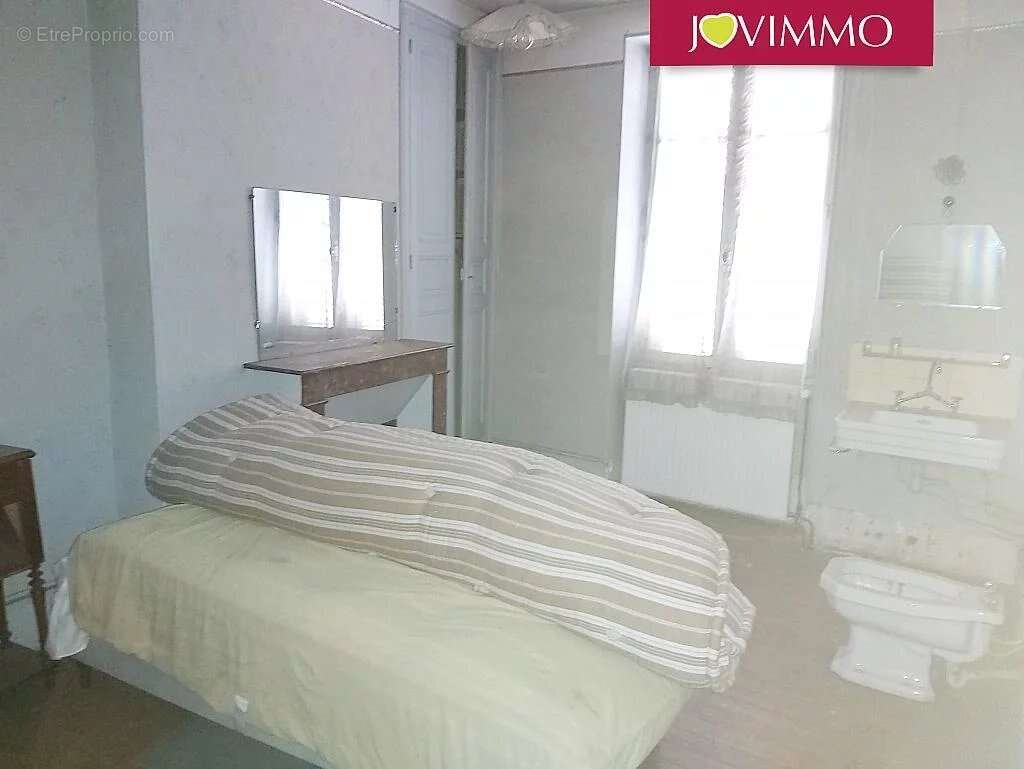 Maison à CHATEAUMEILLANT