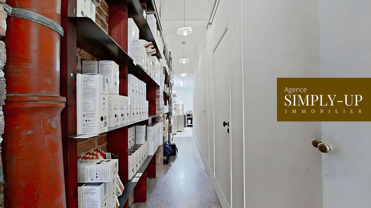 Commerce à PARIS-20E