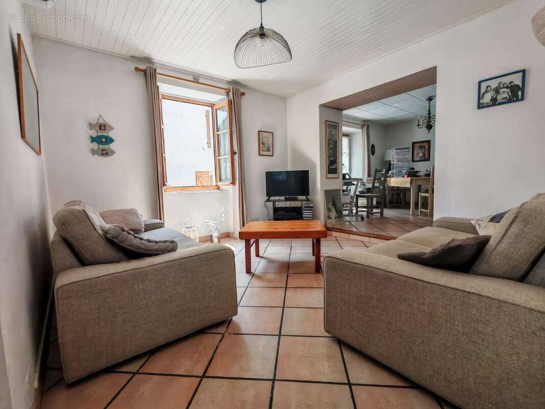 Maison à CHAMOUSSET