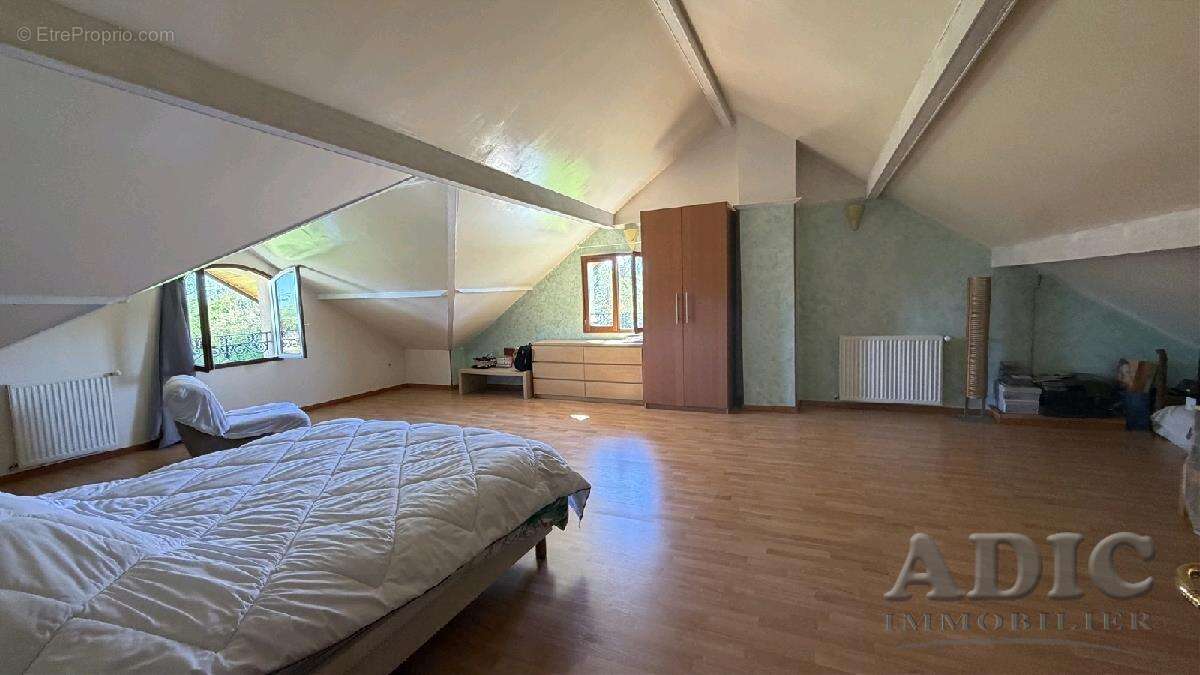 Maison à PLAILLY