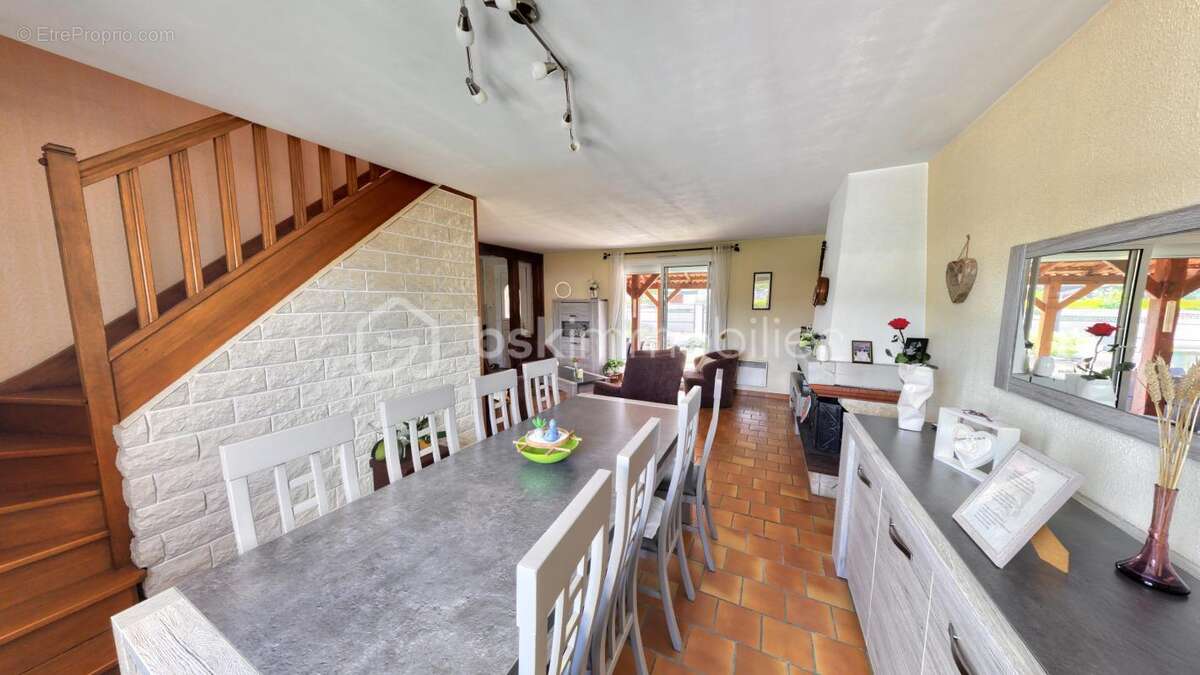 Pavillon 3 chambres, sous‑sol complet, quartier familial proche écoles - photo 2