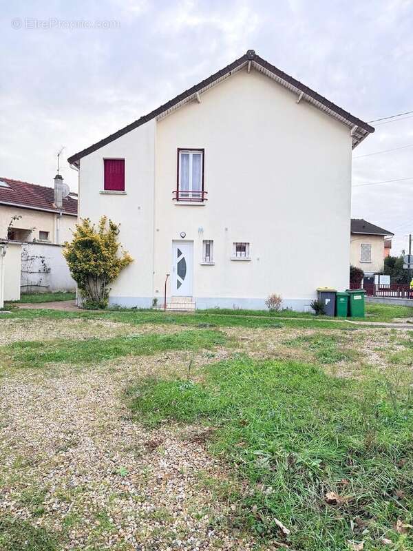Clichy-sous-bois - le plateau - immeuble - photo 2