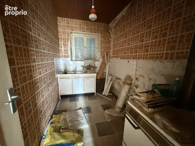 MARCILLAT - Maison à rénover - photo 18