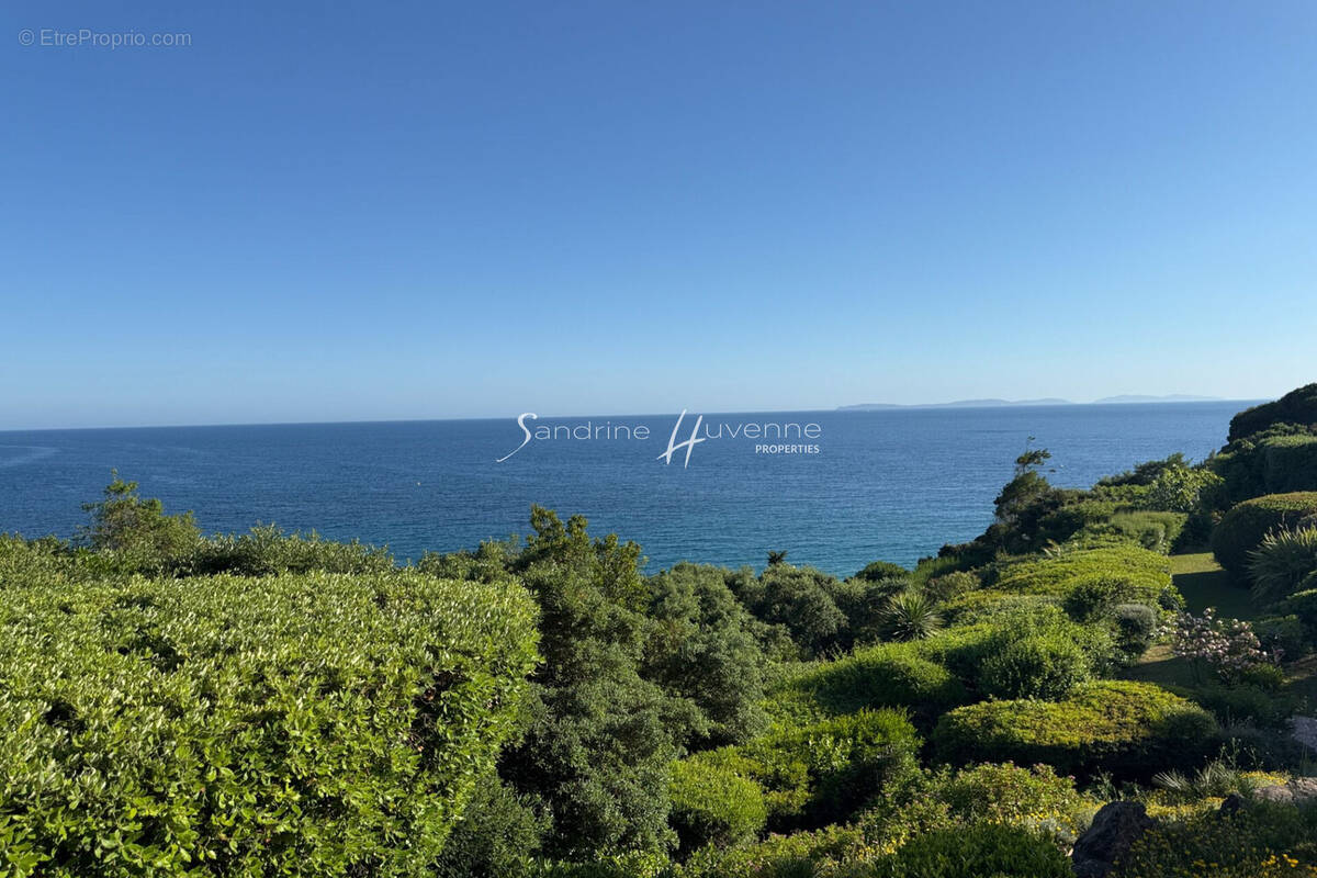 Maison à LA CROIX-VALMER