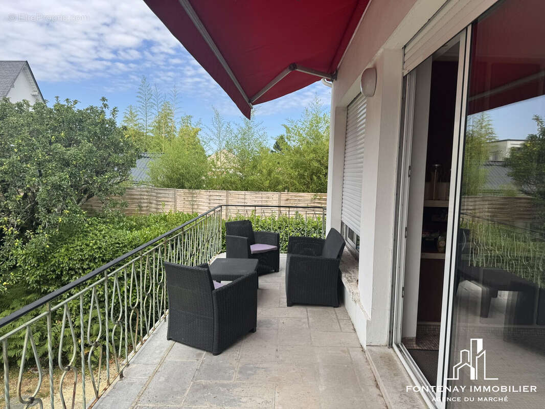 Maison 242 m² à Fontenay-Le-Comte  - photo 5