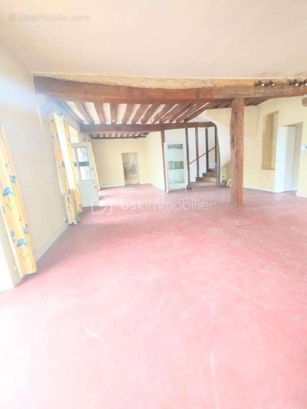 Maison à DAMMARIE-LES-LYS