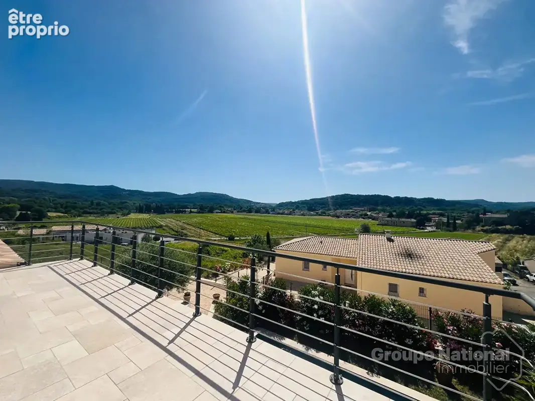 Villa de 120m2 avec piscine à Goudargues centre village - photo 9