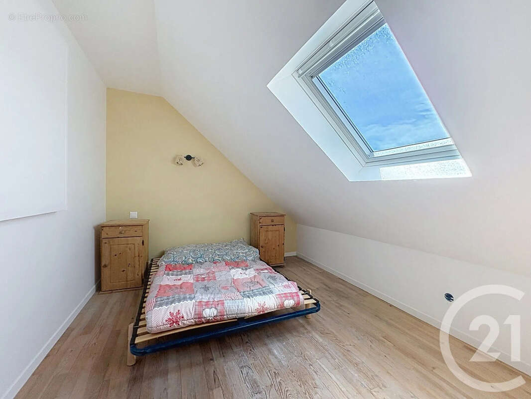 Maison 122 m² à Saint-Quay-Perros  - photo 9
