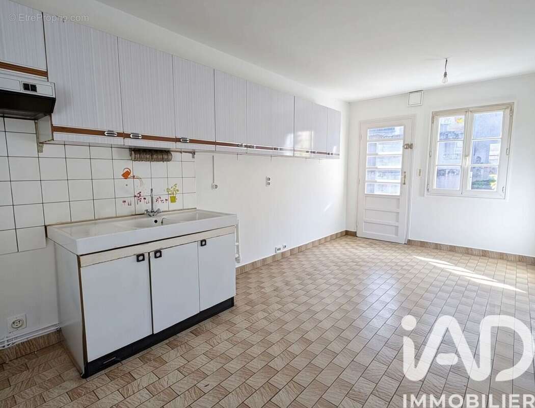 Maison 116 m² à Vigoux  - photo 4