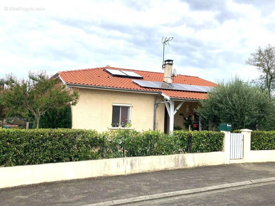 Photo 1 - Maison à CAZAUBON