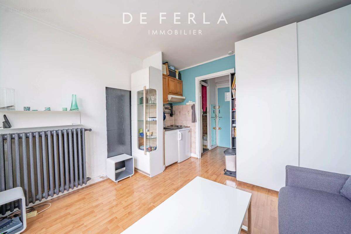 Appartement à PARIS-14E