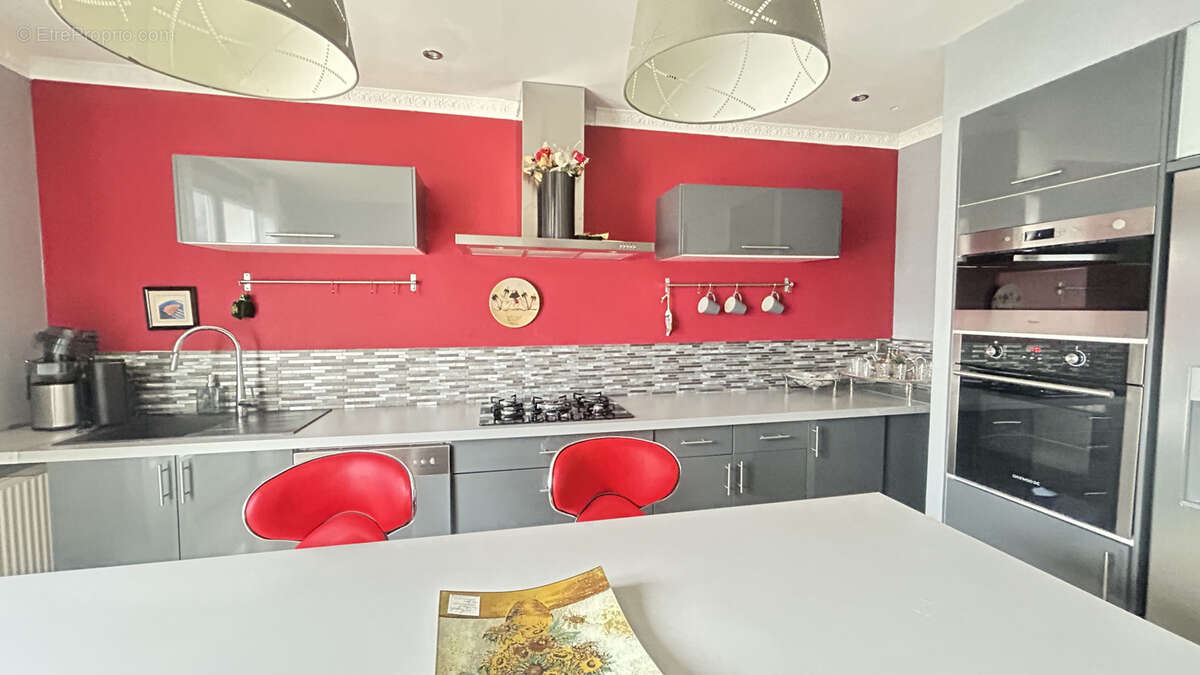 Maison à PONT-DU-CHATEAU