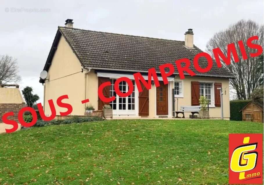 Maison à CIERREY