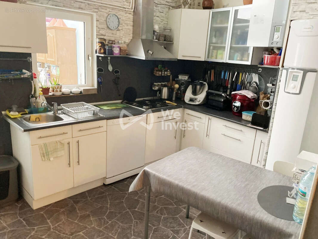 Maison à AULNOYE-AYMERIES