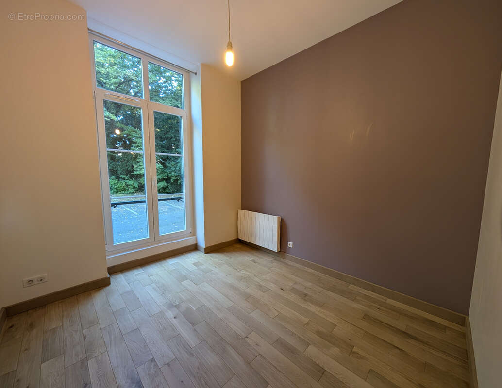 Appartement à SAINT-JEAN-DE-BRAYE