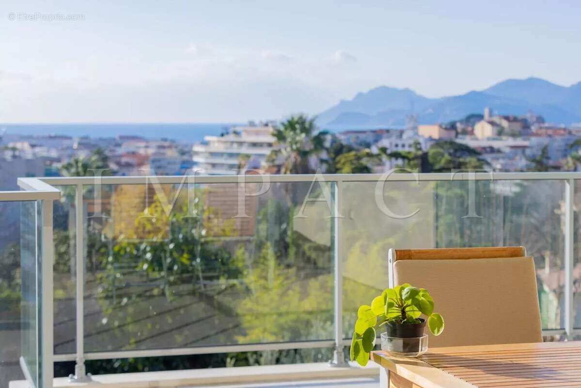Appartement à CANNES