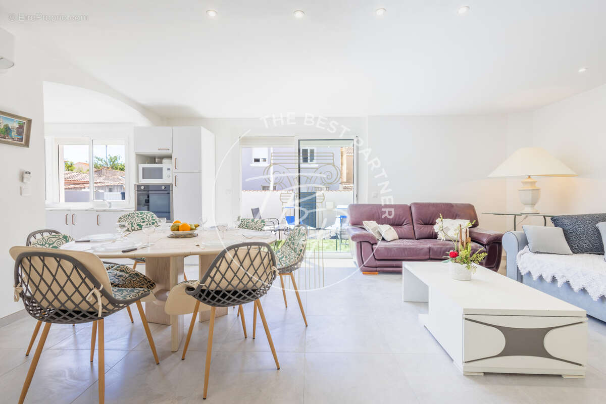 Maison à VALRAS-PLAGE