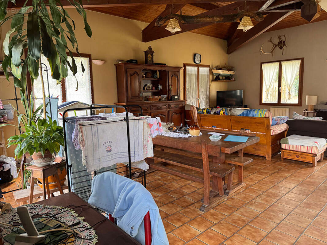 Maison à SAINT-ANDRE-DE-CUBZAC