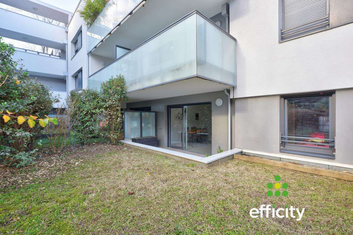 Appartement à OULLINS