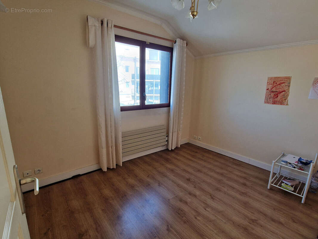 Maison à LIVRY-GARGAN