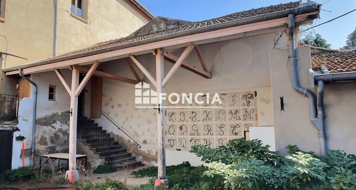 Maison à VILLE-SOUS-ANJOU