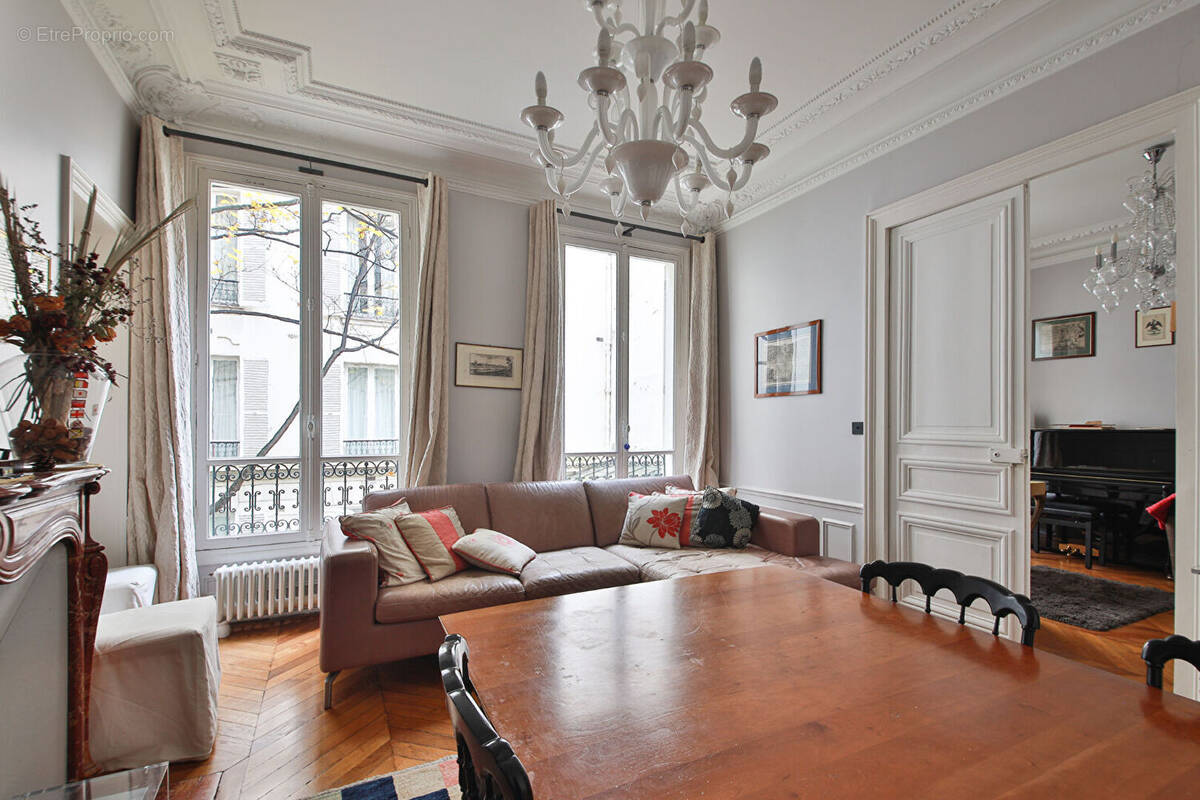 Appartement à PARIS-5E