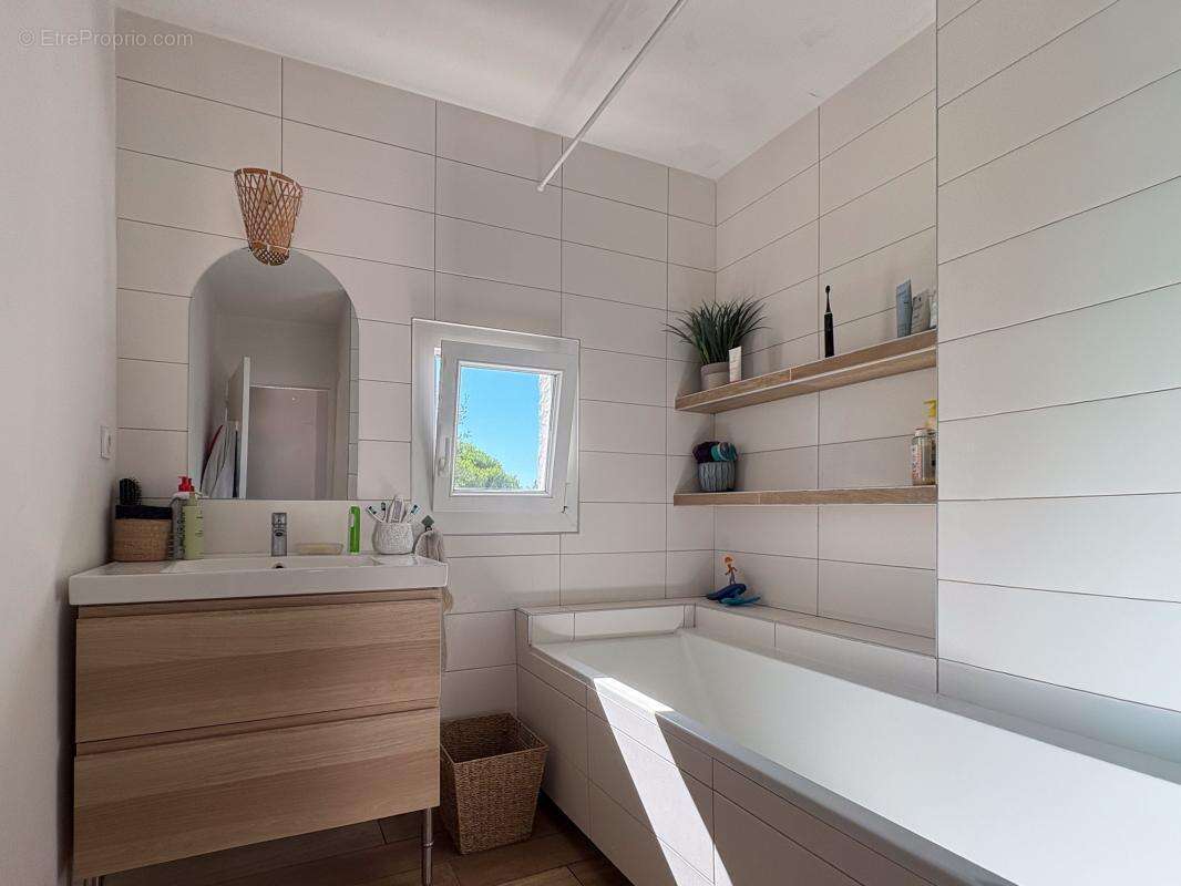 Maison de charme à 200 m de la plage de Pontaillac - photo 14