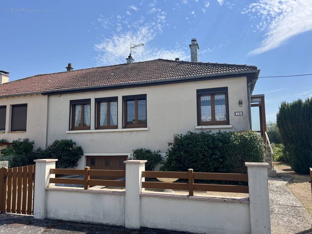 Maison à TERGNIER
