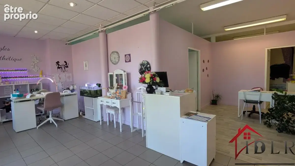 Fonds de commerce esthétique/ongles à Chaumergy - photo 11