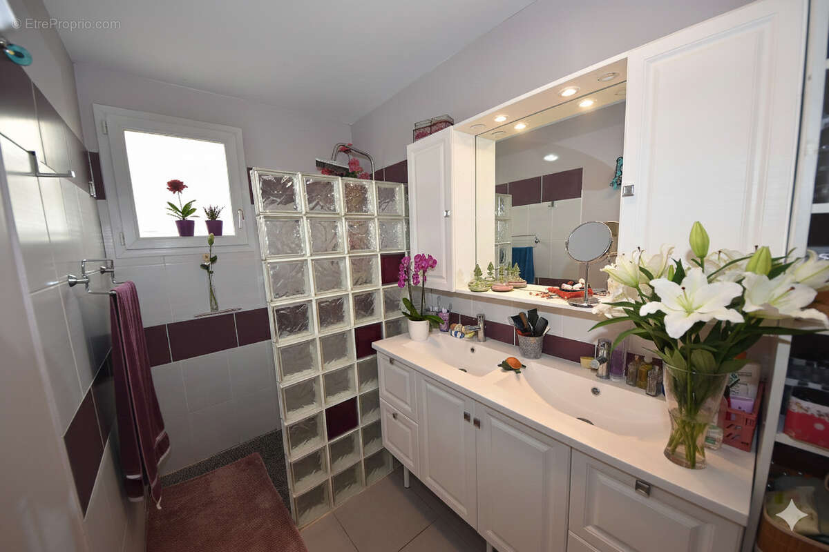 Maison à CUXAC-D&#039;AUDE