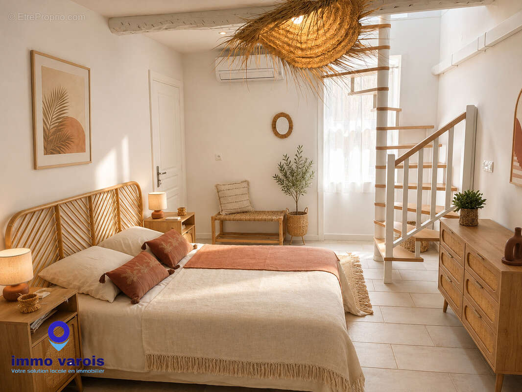 Appartement à PIERREFEU-DU-VAR