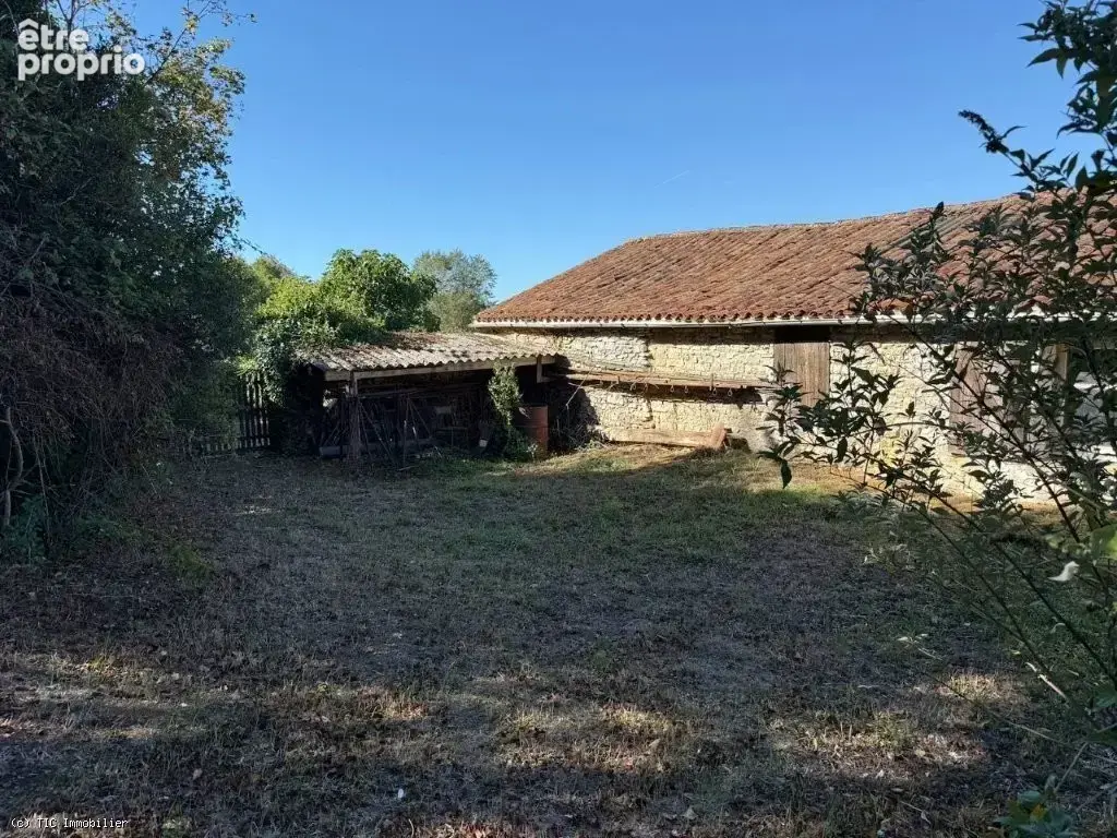 Maison Spacieuse Avec 5 Chambres et Dépendances - photo 44