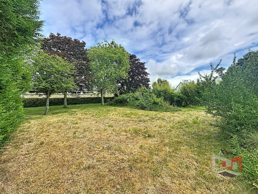 TREBEURDEN : Demeure familiale avec grand jardin - photo 13