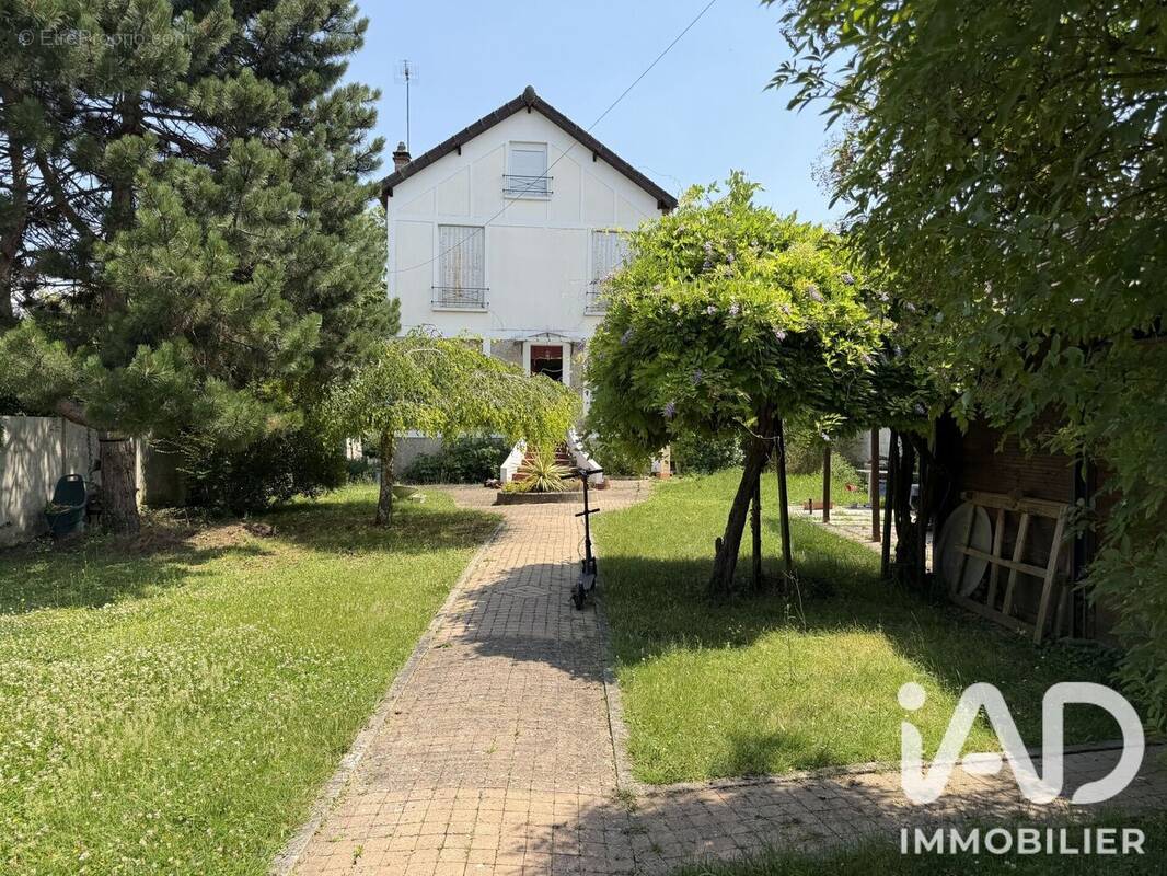 Photo 1 - Maison à CHAMPIGNY-SUR-MARNE