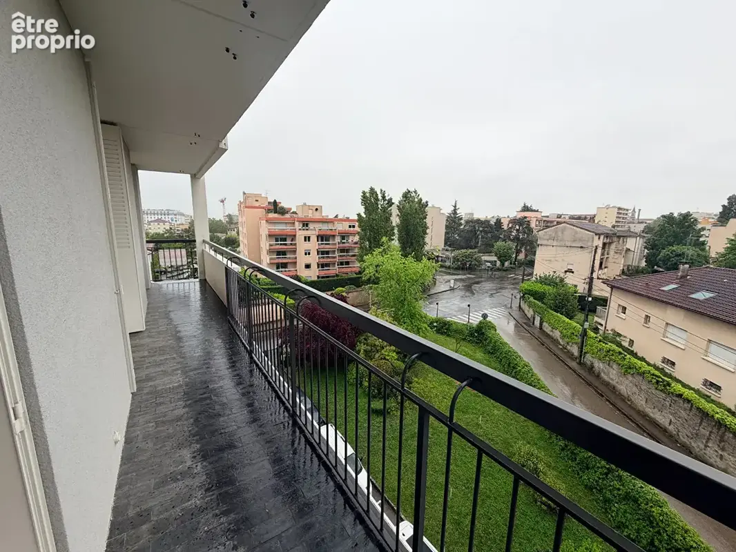 Appartement à CALUIRE-ET-CUIRE