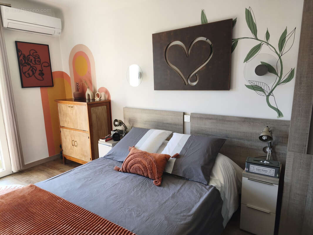 Maison à SAINT-LAURENT-DE-LA-SALANQUE