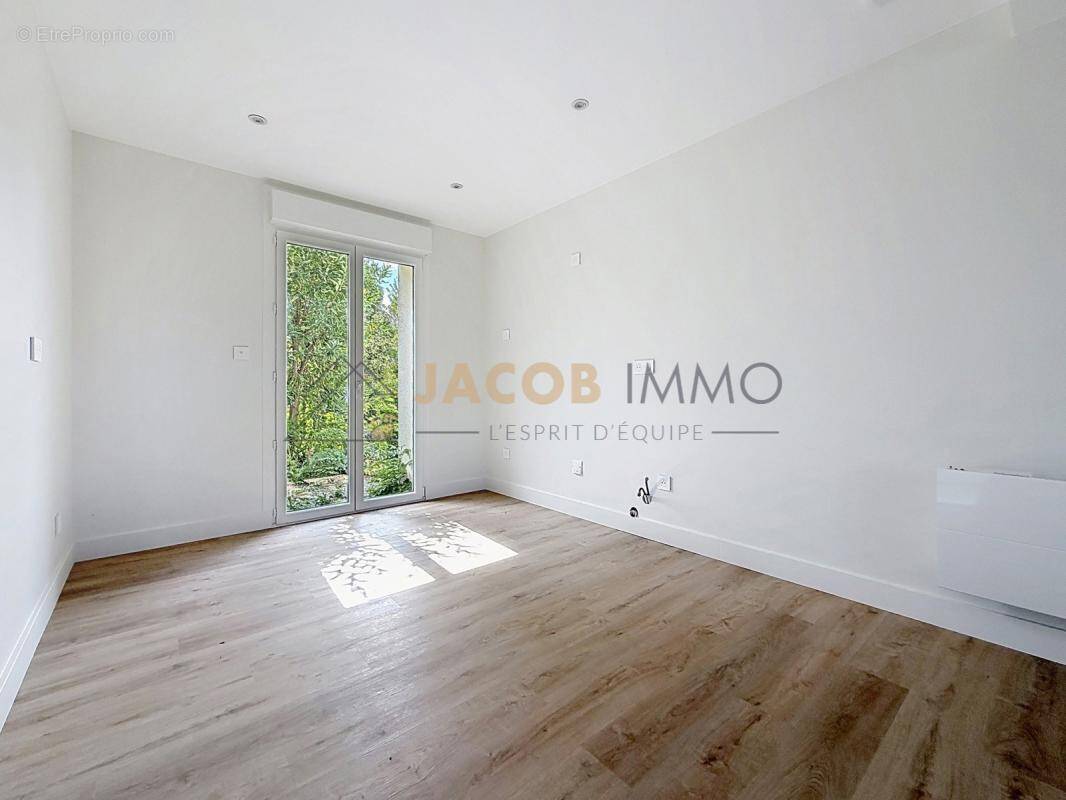 Appartement à GUIPRONVEL