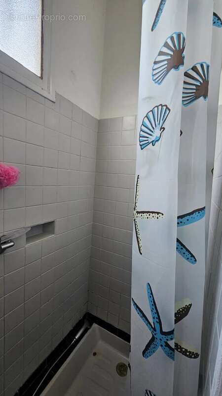 Appartement à NANS-LES-PINS