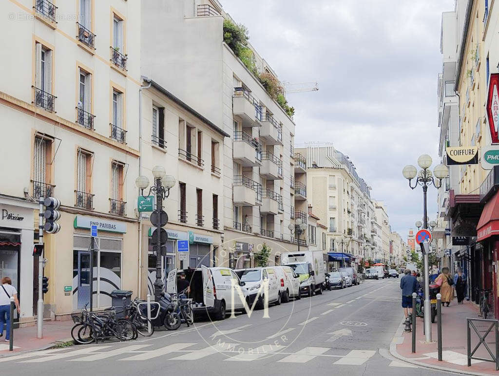 Commerce à MONTROUGE