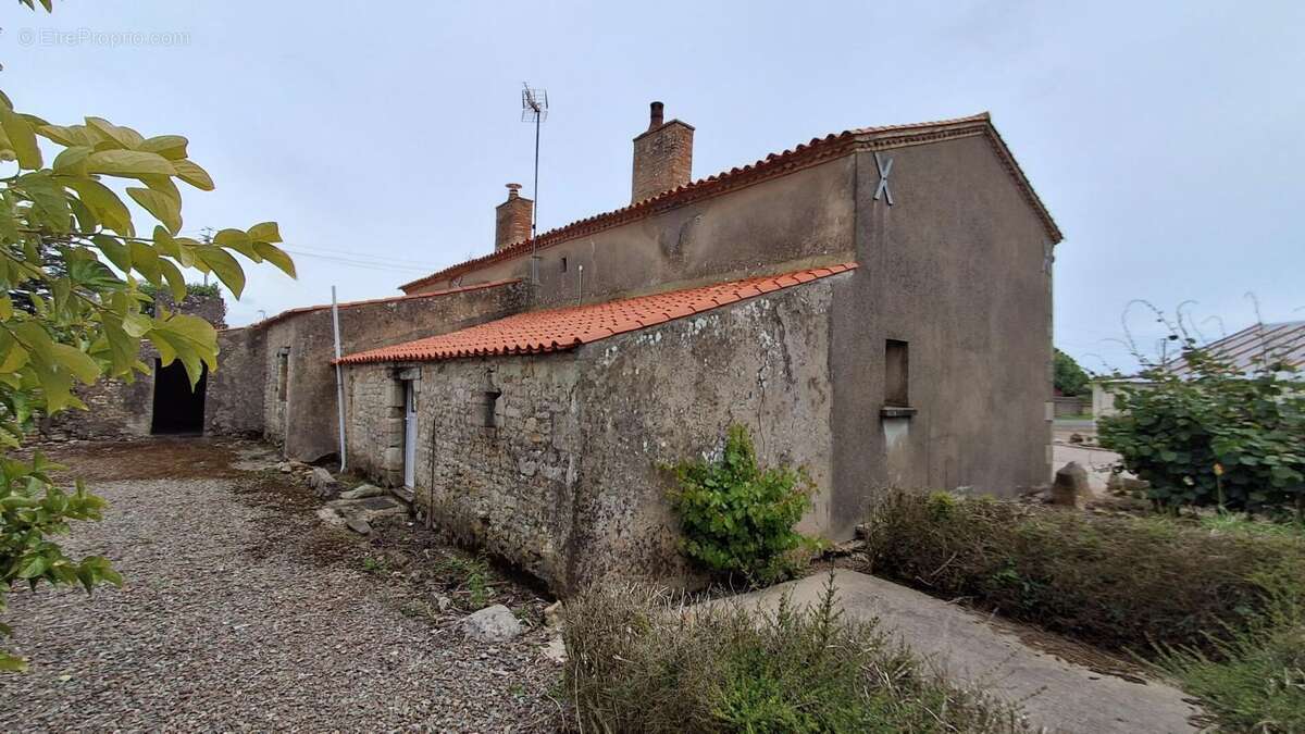 Maison à SAINT-VINCENT-SUR-JARD