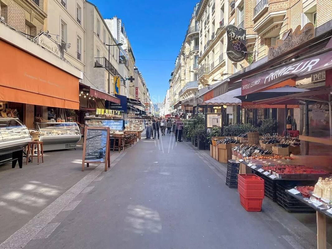 Appartement à PARIS-14E
