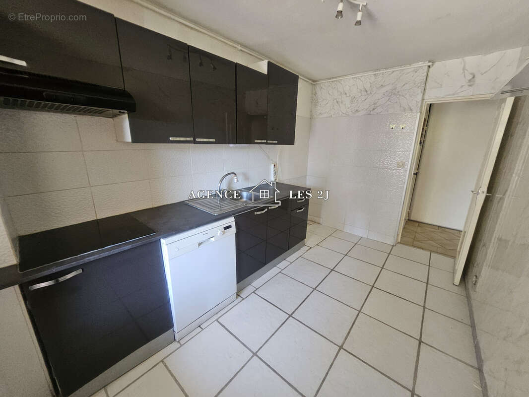 Appartement à MARSEILLE-13E