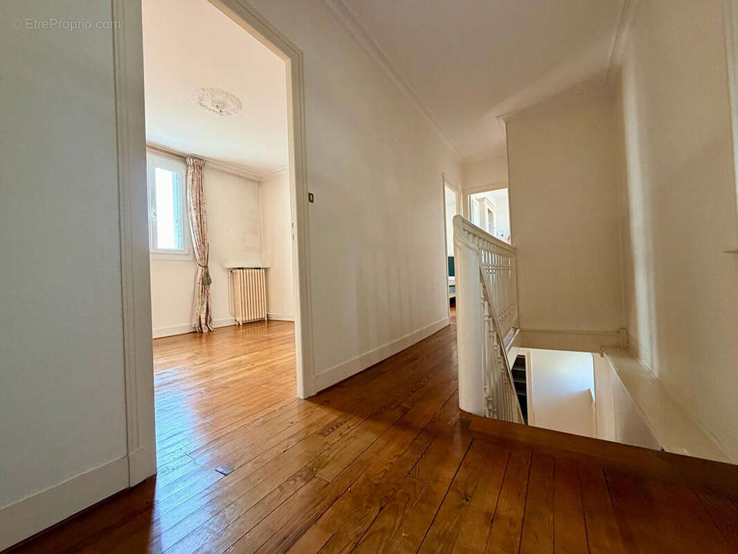 Maison de ville - 4 chambres, terrain clos plein sud 290m² - photo 9