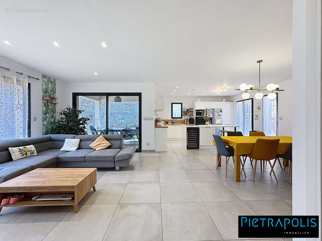 Maison à SAINT-CHAMOND