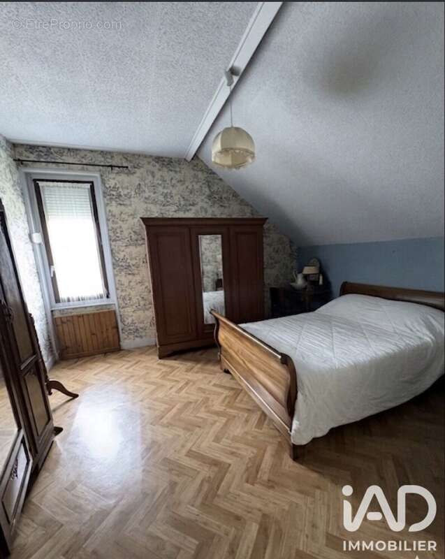 Maison 130 m² à La Tour-Du-Pin  - photo 6