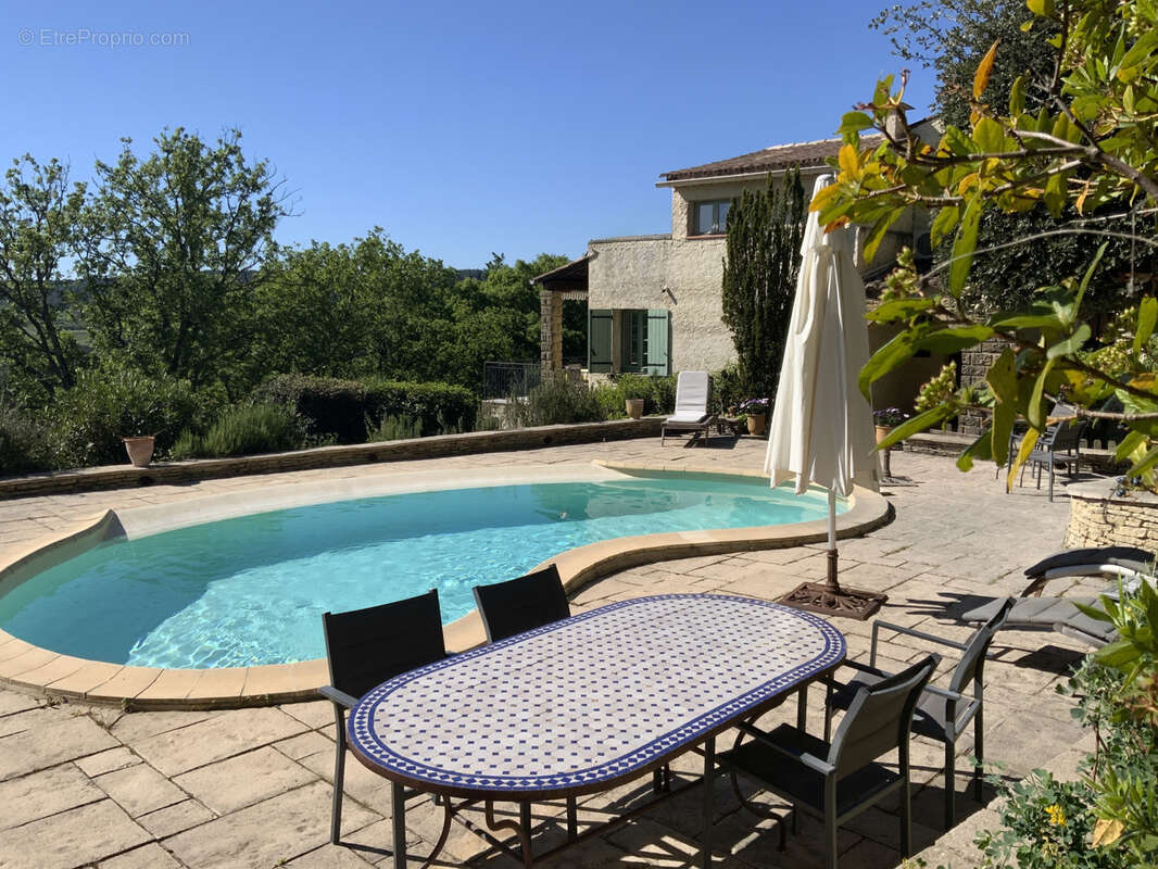 Villa avec vue imprenable à seulement 6 km d'Uzès. - photo 5